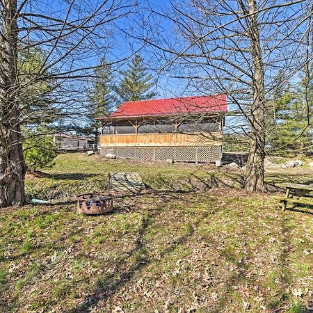 Honey House Cabin - A Quiet Countryside Retreat! Nappanee Luaran gambar
