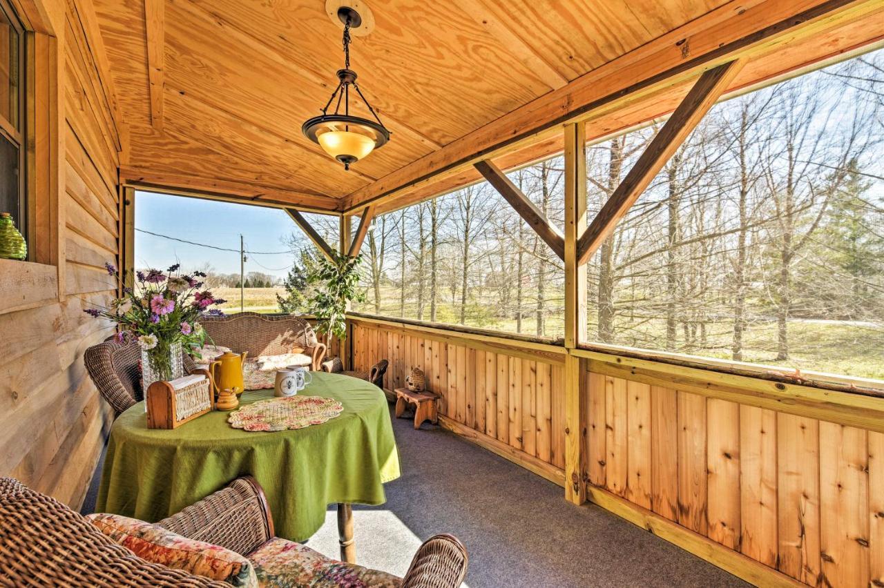 Honey House Cabin - A Quiet Countryside Retreat! Nappanee Luaran gambar