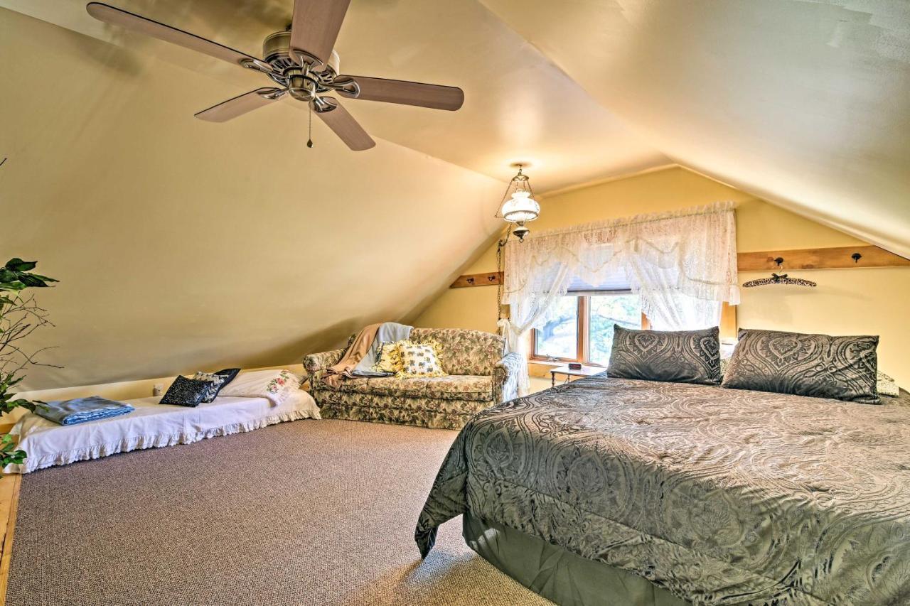 Honey House Cabin - A Quiet Countryside Retreat! Nappanee Luaran gambar