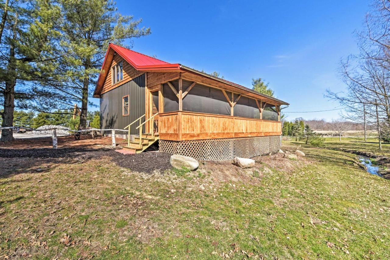 Honey House Cabin - A Quiet Countryside Retreat! Nappanee Luaran gambar