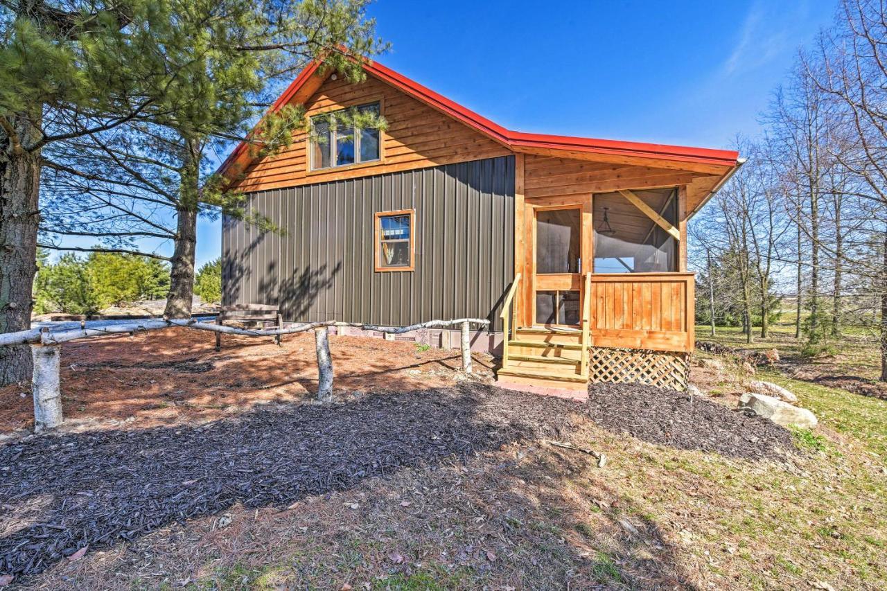 Honey House Cabin - A Quiet Countryside Retreat! Nappanee Luaran gambar