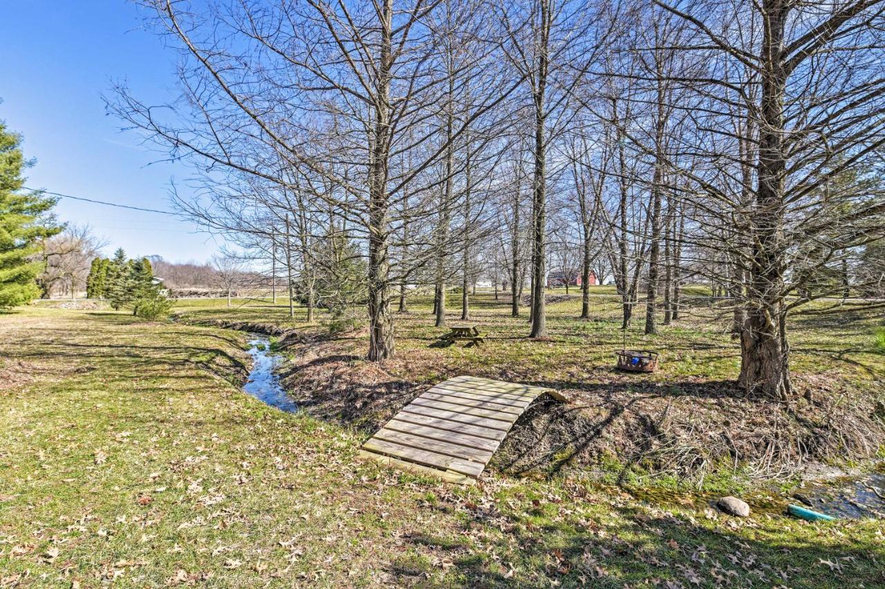 Honey House Cabin - A Quiet Countryside Retreat! Nappanee Luaran gambar